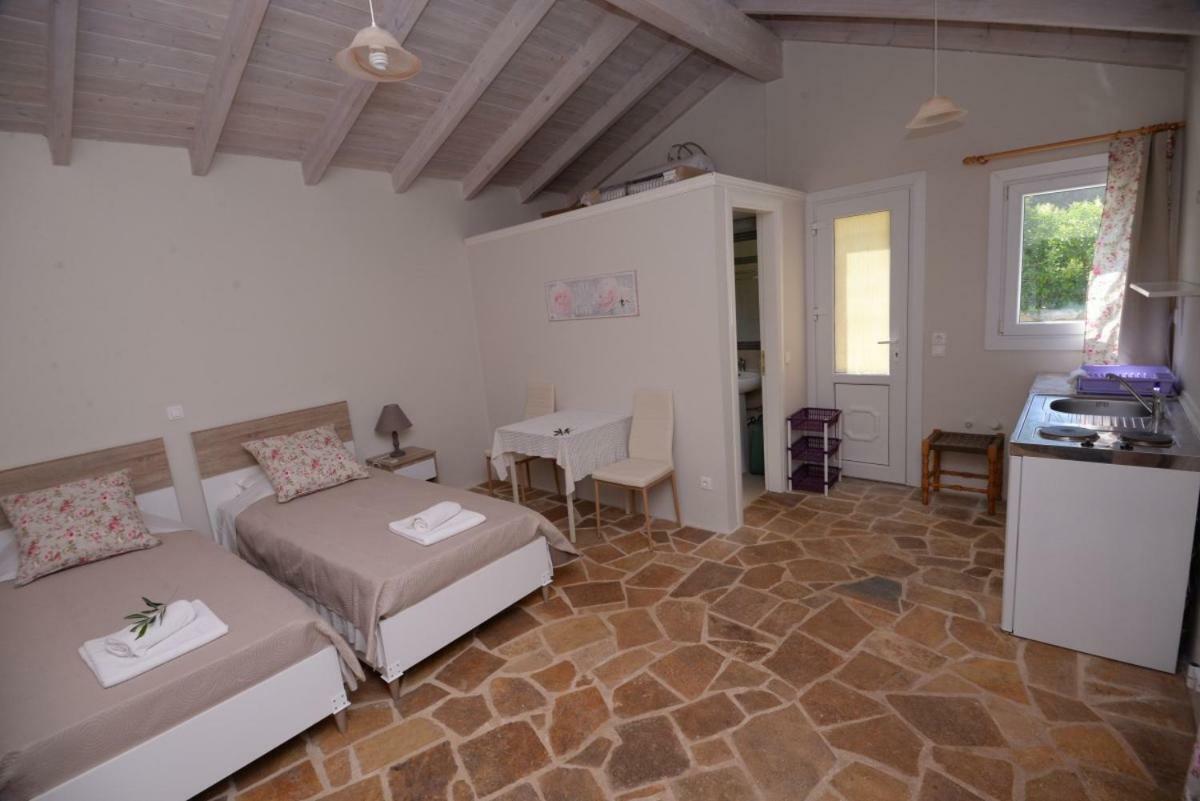 The Olive Grove House Villa Kassiopi Buitenkant foto