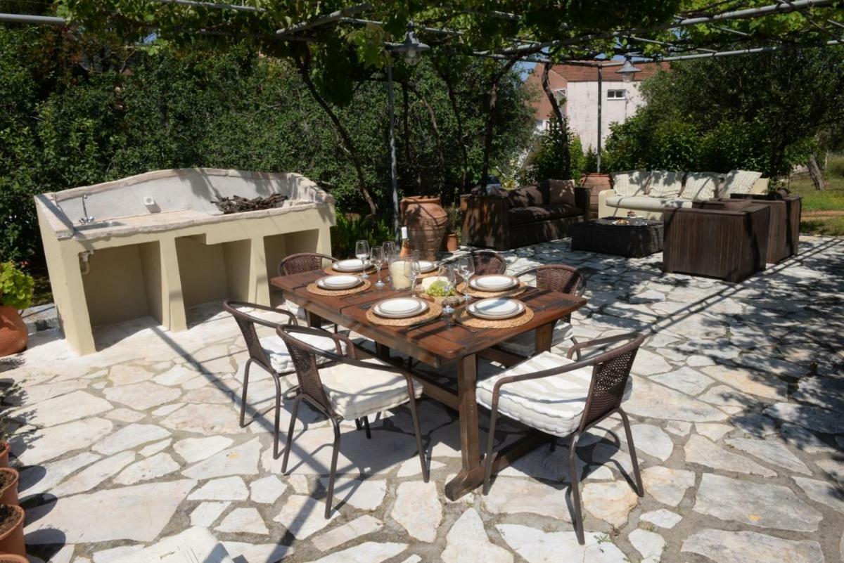 The Olive Grove House Villa Kassiopi Buitenkant foto